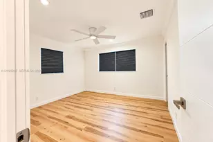 304 SW 6th Ave, Boynton Beach, FL 33435 - Photo 9