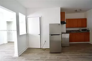 501 SW 6th Ct, Miami, FL 33130 - Photo 9