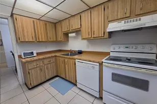 4170 Inverrary Dr, Lauderhill, FL 33319 - Photo 7