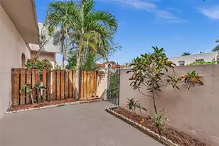 7332 SW 25th Ct, Davie, FL 33317 - Photo 3