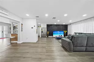 6451 Scott St, Hollywood, FL 33024 - Photo 7