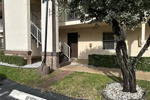 2477 NW 89th Dr, Coral Springs, FL 33065 - Photo 3