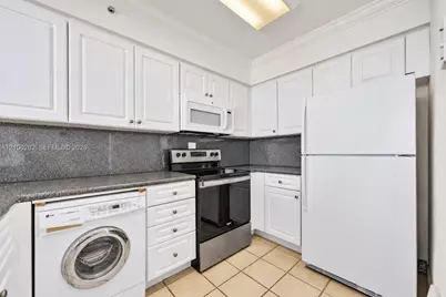 2501 S Ocean Dr #412, Hollywood, FL 33019 - Photo 13