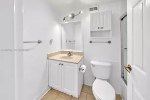 2501 S Ocean Dr, Hollywood, FL 33019 - Photo 17