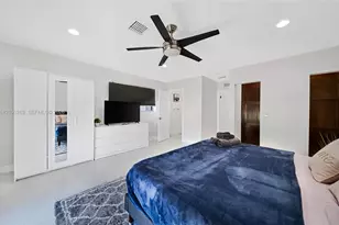 31 SE 12th St, Pompano Beach, FL 33060 - Photo 29