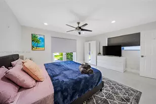 31 SE 12th St, Pompano Beach, FL 33060 - Photo 27