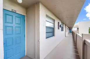 1100 Colony Point Cir, Pembroke Pines, FL 33026 - Photo 17