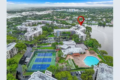 1100 Colony Point Cir #504, Pembroke Pines, FL 33026 - Photo 29