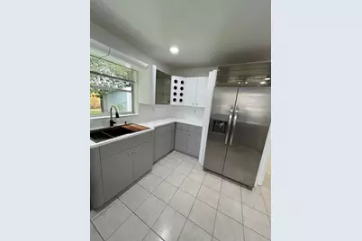 15710 SW 304th St, Homestead, FL 33033 - Photo 11