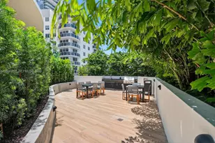 700 NE 24th St, Miami, FL 33137 - Photo 17