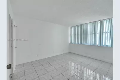 16570 NE 26th Ave #2C, North Miami Beach, FL 33160 - Photo 23