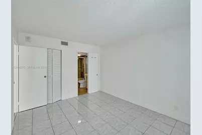 16570 NE 26th Ave #2C, North Miami Beach, FL 33160 - Photo 17