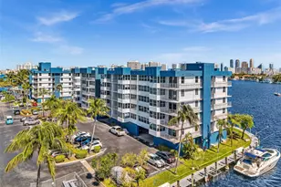 16570 NE 26th Ave, North Miami Beach, FL 33160 - Photo 29