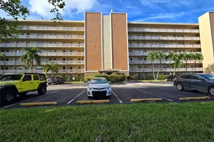 900 NE 12th Ave, Hallandale Beach, FL 33009 - Photo 7