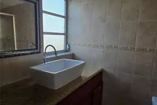 900 NE 12th Ave, Hallandale Beach, FL 33009 - Photo 37