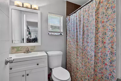 425 NW 18th Ct, Pompano Beach, FL 33060 - Photo 15