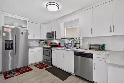 425 NW 18th Ct, Pompano Beach, FL 33060 - Photo 11