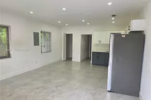 1102 NW 103rd St, Miami, FL 33150 - Photo 23