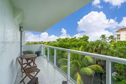10000 W Bay Harbor Dr #401, Bay Harbor Islands, FL 33154 - Photo 17