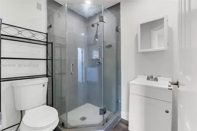 351 W 36th St, Hialeah, FL 33012 - Photo 27