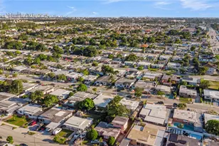 351 W 36th St, Hialeah, FL 33012 - Photo 51