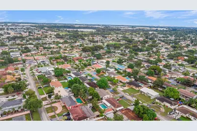 5802 W 3rd Ave, Hialeah, FL 33012 - Photo 47