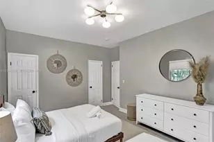 [Address not provided], Miami Beach, FL 33139 - Photo 27