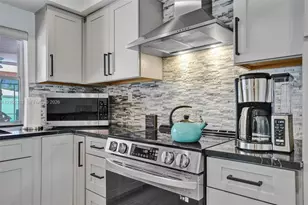 1014 SE 14th Ave, Deerfield Beach, FL 33441 - Photo 27