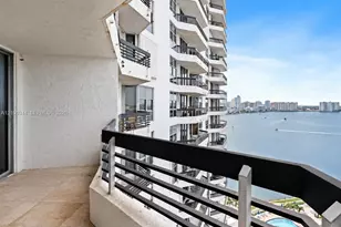 19195 NE 36 Ct Mystic Pointe Dr, Aventura, FL 33180 - Photo 19