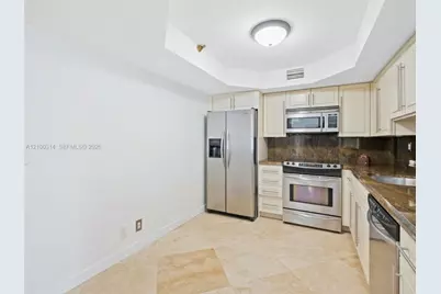 19195 NE 36 Ct Mystic Pointe Dr #1704, Aventura, FL 33180 - Photo 11