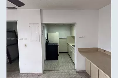 3630 NW 18th Ter, Miami, FL 33125 - Photo 17
