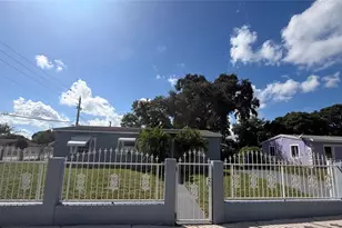 16000 NW 17th Ct, Miami Gardens, FL 33054 - Photo 5
