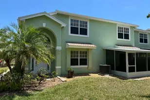 2058 SE Wild Meadow Cir, Port Saint Lucie, FL 34952 - Photo 13