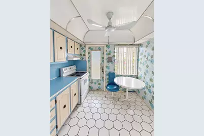 4000 NW 44th Ave #113, Lauderdale Lakes, FL 33319 - Photo 7