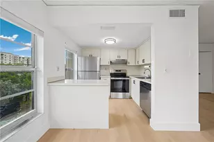 110 Salamanca Ave, Coral Gables, FL 33134 - Photo 13