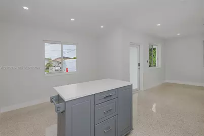 1023 SW 11th St #1023, Miami, FL 33129 - Photo 5