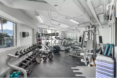 1621 Bay Rd #901, Miami Beach, FL 33139 - Photo 29