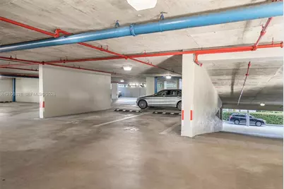 1621 Bay Rd #901, Miami Beach, FL 33139 - Photo 31