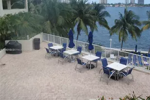 3370 Hidden Bay Dr, Aventura, FL 33180 - Photo 31