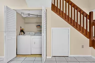 506 Westree Ln, Plantation, FL 33324 - Photo 9