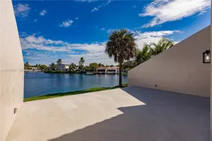 7238 Jacaranda Ln, Miami Lakes, FL 33014 - Photo 1