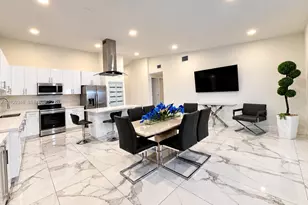 5700 SW 148th Pl, Miami, FL 33193 - Photo 9