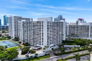 600 Three Islands Blvd, Hallandale Beach, FL 33009 - Photo 17