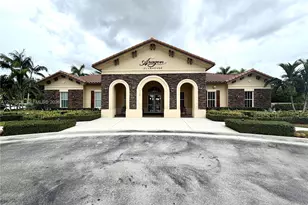 3539 W 89th Pl, Hialeah, FL 33018 - Photo 23