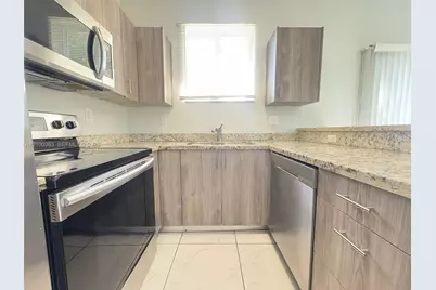 806 NW 5th Ave, Hallandale Beach, FL 33009 - Photo 11
