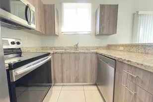 806 NW 5th Ave, Hallandale Beach, FL 33009 - Photo 11