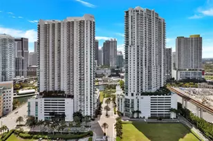 350 S Miami Ave, Miami, FL 33130 - Photo 39