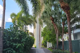 350 S Miami Ave, Miami, FL 33130 - Photo 17