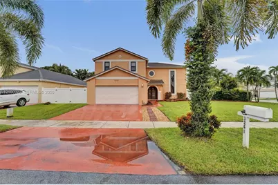 3261 Crystal Way #1, Miramar, FL 33025 - Photo 1