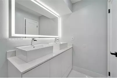 3261 Crystal Way #1, Miramar, FL 33025 - Photo 35